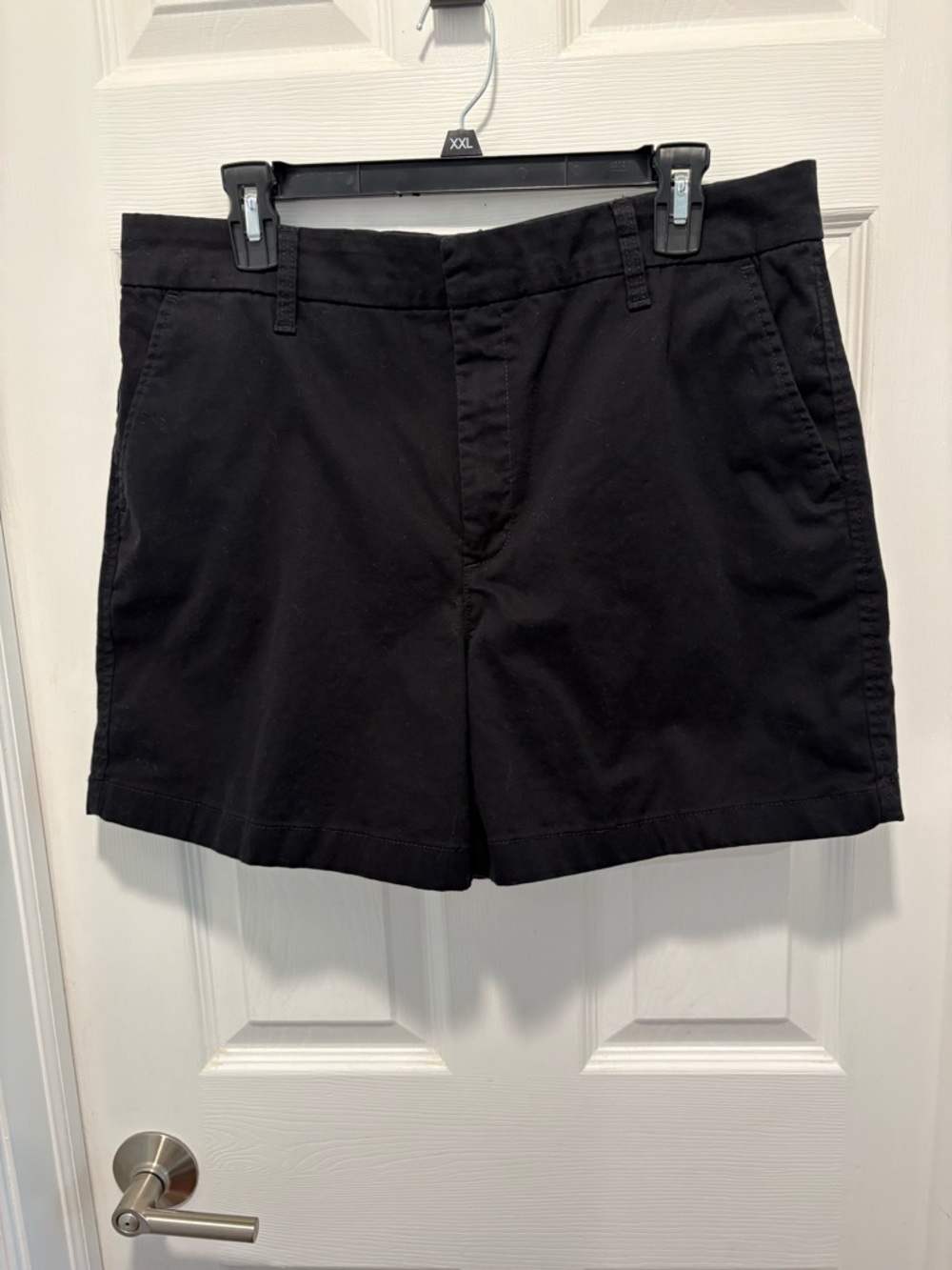 Gloria Vanderbilt Black Tailored Bermuda Shorts, Size 14